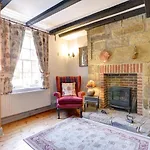 3 Bed In Whitby Oc-r045 *