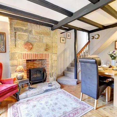 Holiday home Meadowcroft *