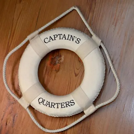 Meadowcroft ロビン・フッズ・ベイ