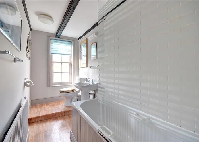 3 Bed In Whitby Oc-r045 Ferienhaus Robin Hood's Bay